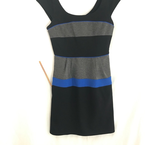 BCBG Maxazria Dress Size 2 EUC  Black Gray Blue color block - Picture 4 of 9